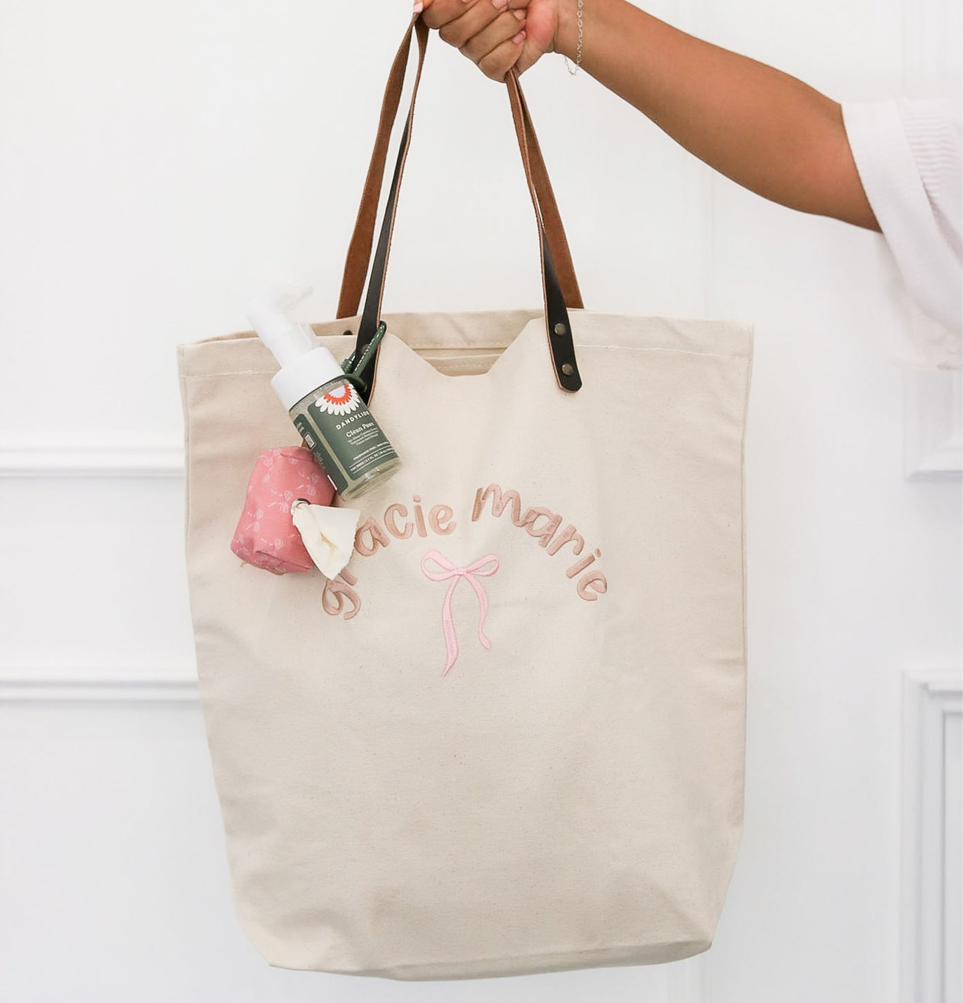 Embroidered City Shopper